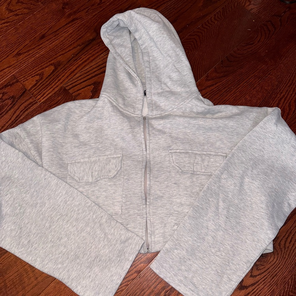 crop over size hoodie